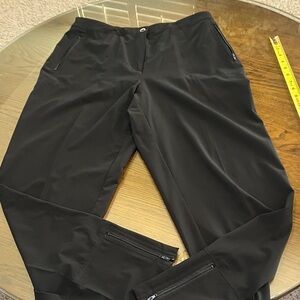 Black Elastic waist pants Zenergy by Chico’s